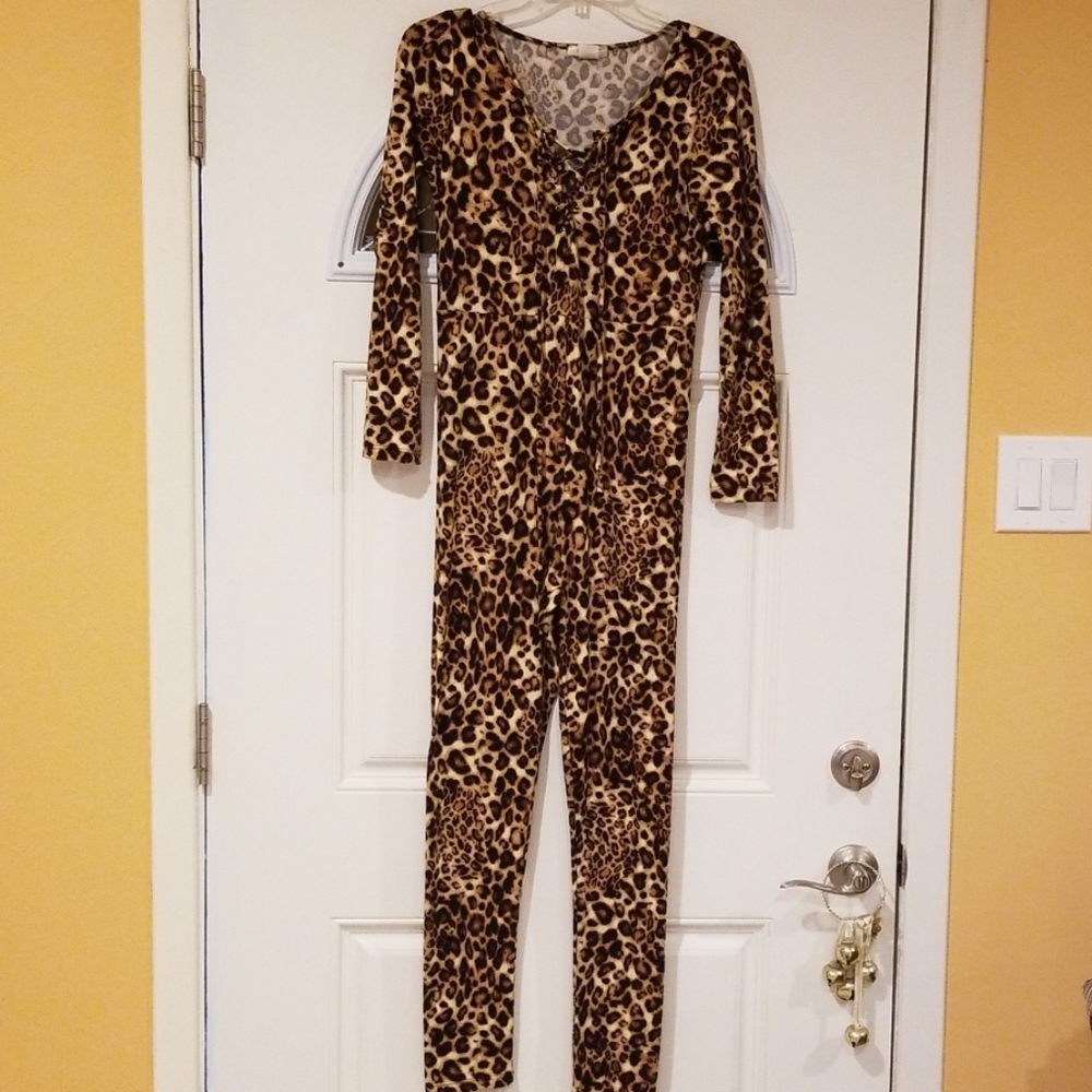 LA GYPSY  LEOPARD PRINT JUMPSUIT